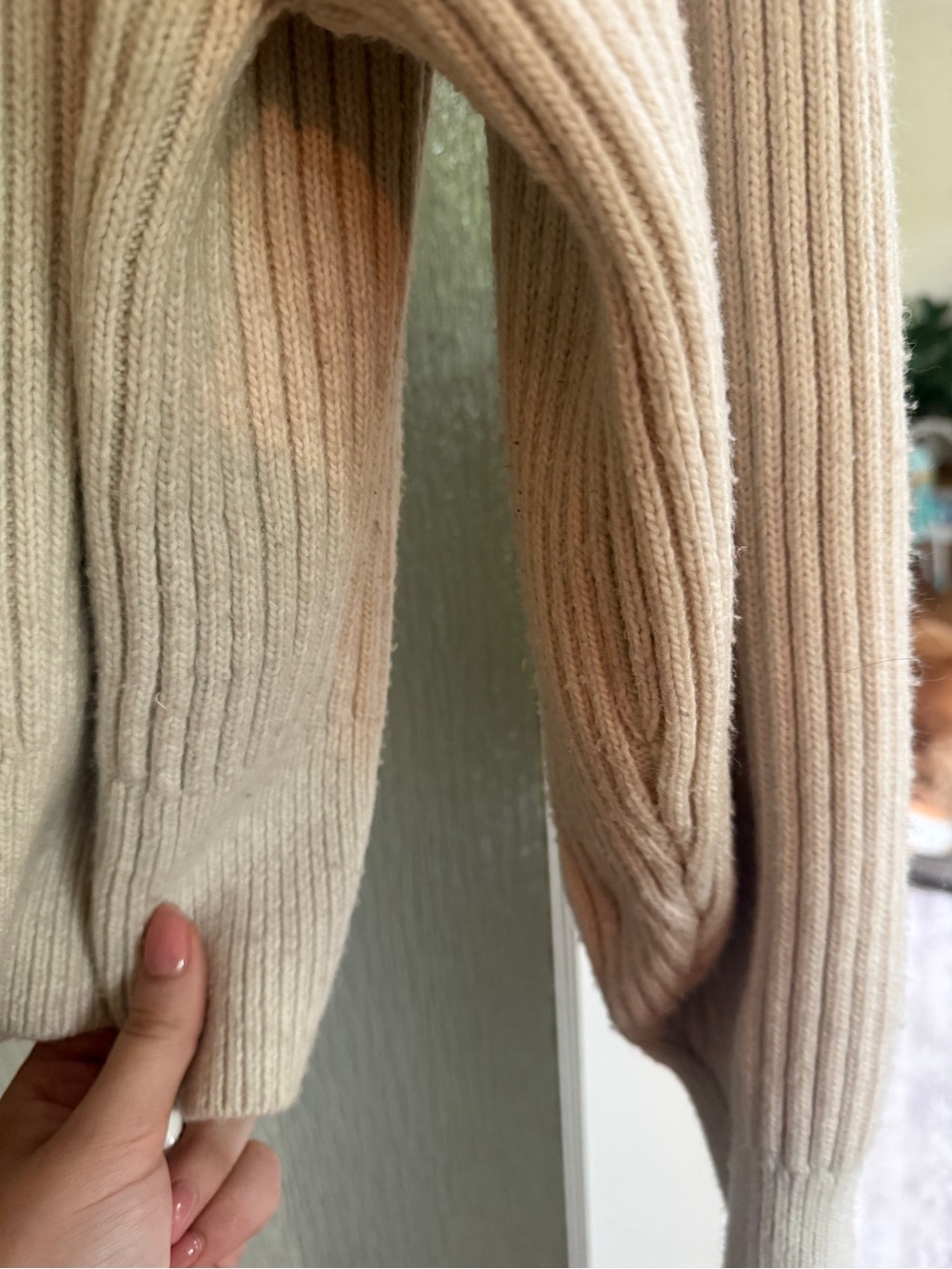 H&M Women’s Cream Ribbed Button-Front Cardigan Sweater - Picture 8 of 9